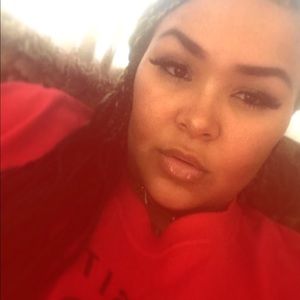 Meet your Posher, Jazmine